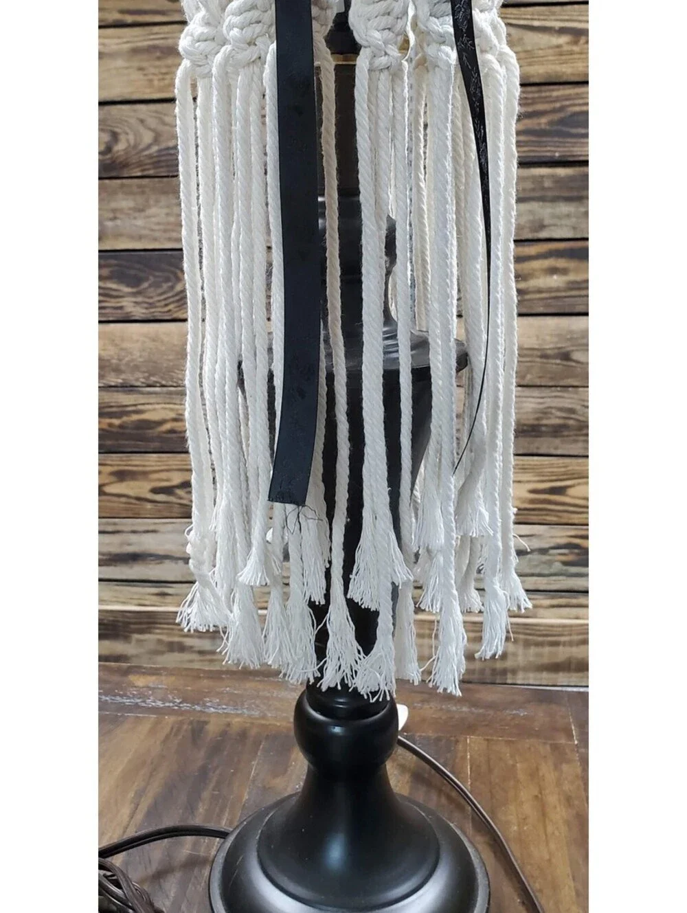 ✨Stunning Bohemian Macrame Accent Lamp ✨